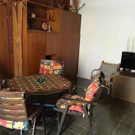 Sveti Petar 849b Sveti Filip i Jakov